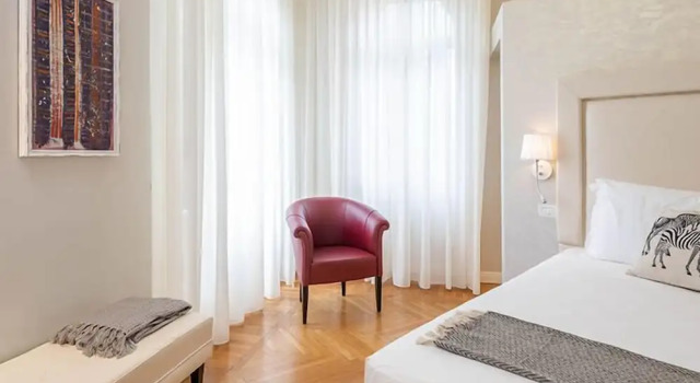Люкс Luxury с видом на город Villa Natalia