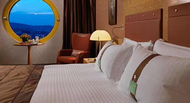 Двухместный номер Premium Holiday Inn Athens Attica Av, Airport W. by IHG