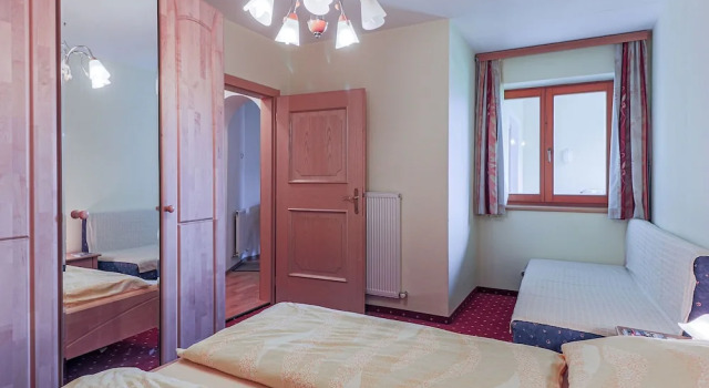 Alluring Apartment in Brixen im Thale With Balcony, Забронировать Апартаменты/квартира Апартаменты Тироля, Апартаменты/квартира
