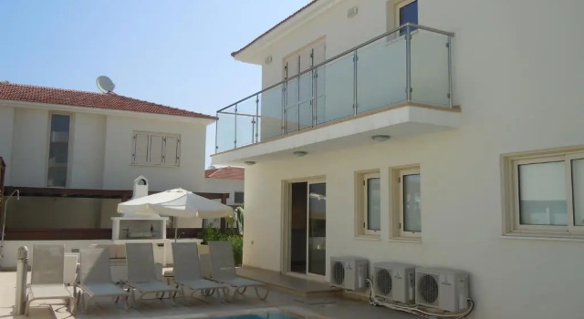 Villa 4 habitaciones Athena Beach Villa