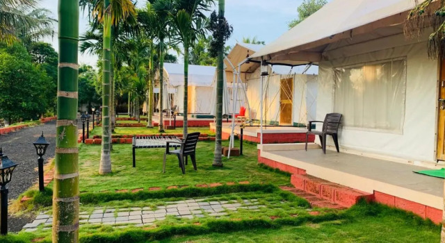 Yashodhan Agri Tourism, Забронировать Отель Отели Нараяангаон с завтраком, Завтраки