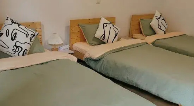 Кровать в общем номере (женский номер) Moran Youth Hostel