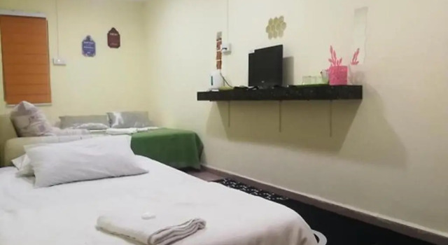 Номер Deluxe OYO 90762 Fs Dimensi Hotel