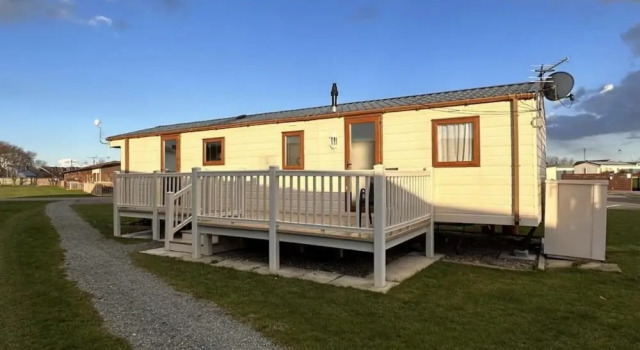 Stunning 4-bed Caravan in Mablethorpe Sleeps 10, Varaa Huoneisto Asunnot kohteessa Merseyside, Huoneisto