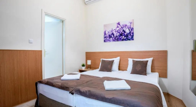 Номер Standard Booking En Suite