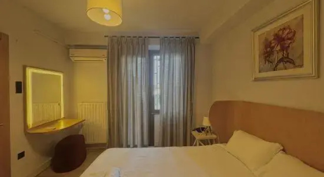 Люкс Deluxe Taksim Square—1BR Deluxe Suite 05