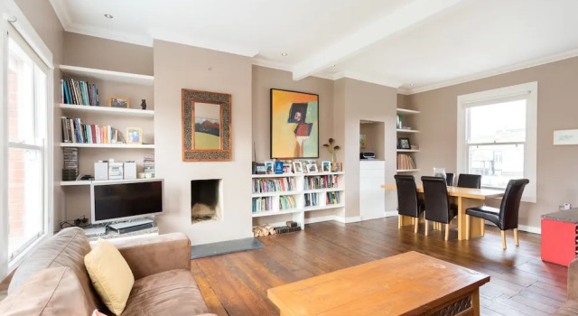 Modern 2 Bedroom Dublin Home, Забронировать Отель Дублин Каунти Дублин, рядом с Музей пива Гиннесс