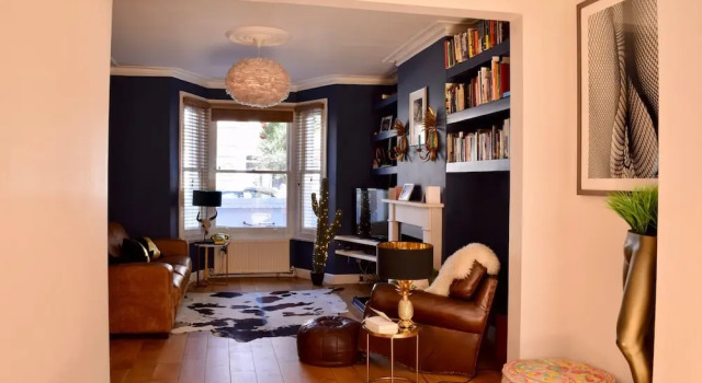 2 Bedroom House in Shepherd's Bush