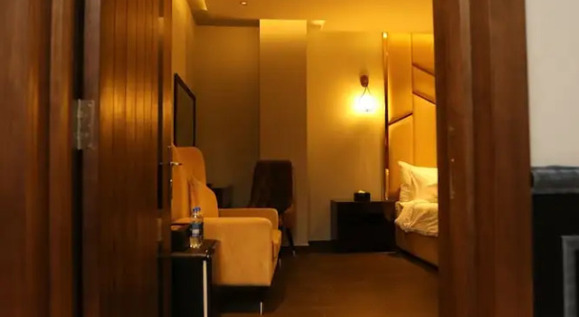 Студия The Orchard Hotel Lahore