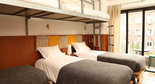 Santos Hostel - Lisbon, Забронировать Хостел Хостелы Лиссабона, рядом с Музей Medeiros e Almeida, Хостел