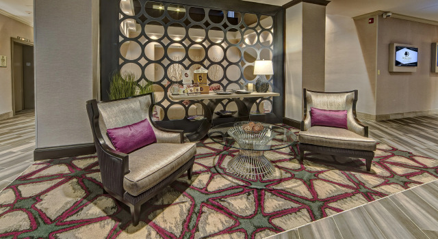 DoubleTree by Hilton Hotel Decatur Riverfront, Đặt Khách sạn Khách sạn ở Decatur bao gồm bữa sáng, Bữa sáng