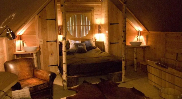 Les Cabanes de Rensiwez, Prenota Hotel Hotel a Ardenne belghe con colazione, Colazione