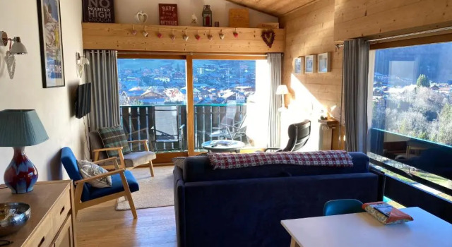 Luxury Apartment, 350m to ski lift, south facing, close to town centre, Prenota Appartamento Morzine Les Portes du Soleil