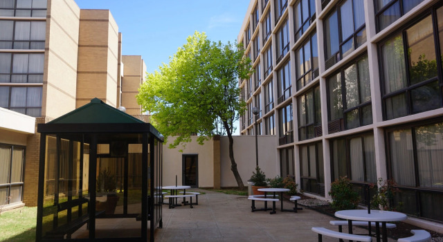 MCM Eleganté Hotel & Suites