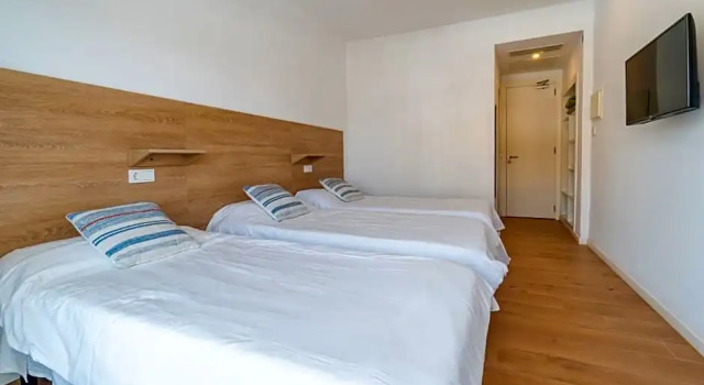 Standard Dreier Zimmer Hostal Alcina