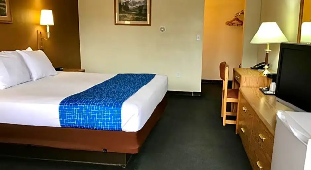 Номер Standard Travelodge by Wyndham Powell
