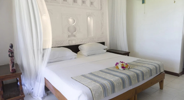 Номер Standard с балконом Reef Hotel Mombasa