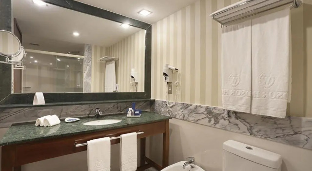 Трёхместный номер Standard Windsor Oceanico Hotel