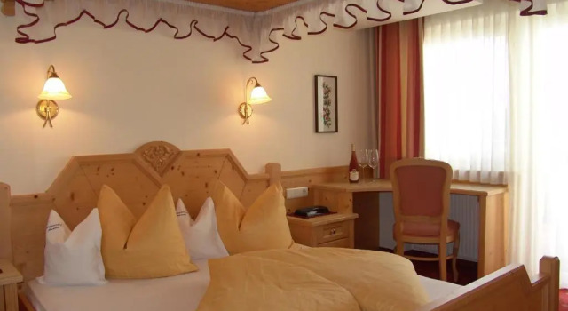 Двухместный номер Standard с балконом Hotel Amaten