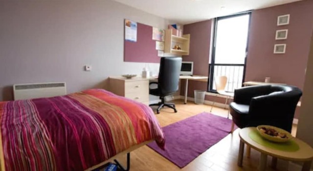 Portsburgh Court in Edinburgh, Забронировать Отель Эдинбург Midlothian, рядом с Traverse Theatre