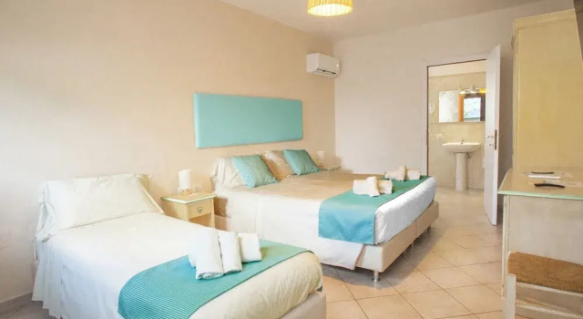 Трёхместный номер Economy c 1 комнатой Hotel New Barcavela