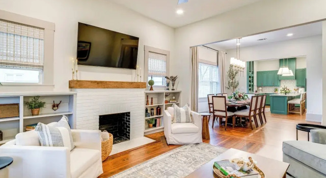 1/2 Mi to Downtown Shops: Brenham Home w/ Fire Pit, Rezerwuj Dom wakacyjny Brenham Teksas