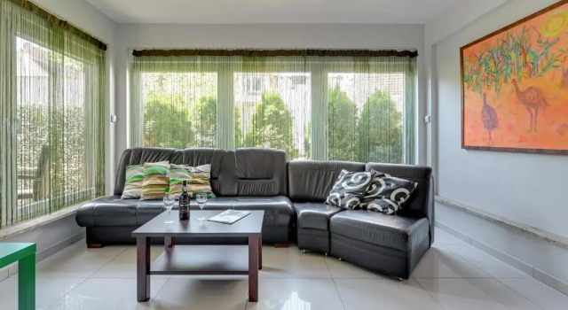 Студия Economy Sunrise apartments close to the beach & by Noclegi Renters