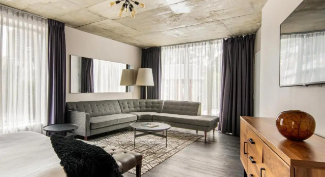 Executive Suite HOTEL10