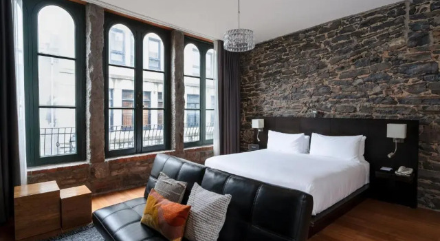 Люкс Deluxe Le Petit Hôtel Vieux-Montréal - Saint-Paul by Gray Collection