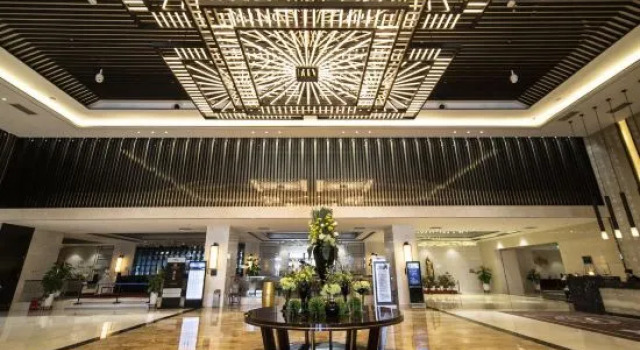 Zhengzhou East Railway Station E-unit  International Hotel, Rezerwuj Hotel Hotele 4-gwiazdkowe w Henan, 4*