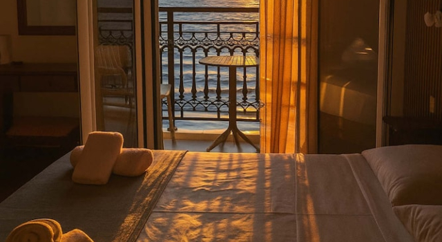 Beachfront Panorama Apartm - Kythira Seaside Gem, Забронировать Апартаменты/квартира Агия-Пелагия Китира, рядом с Порт Агия-Пелагия