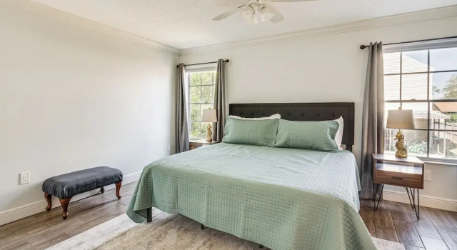 4 Mi to Busch Gardens: Lovely Tampa Home!, Rezerwuj Hotel Hotele w Tampa z parkingiem, Parking