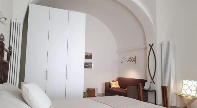 Ai Sottani B&B Deluxe Suite, Buchen Sie Hotel Gioia del Colle Metropolitanstadt Bari
