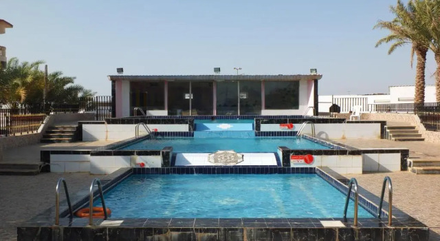 Студия La Fontaine Al Ahmadi Plaza Resort