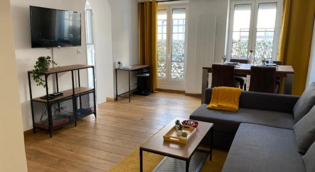 Апартаменты Le Roofound - Porte de Paris - Métro à 5min - Entrée personnelle