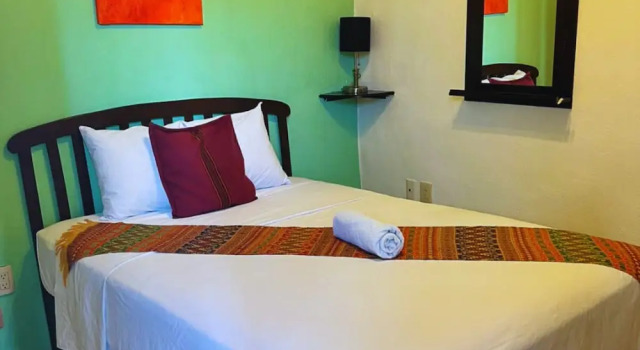 Ekonomiczny pokój Balamku Hotel Cafe