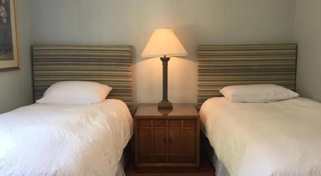 Myerside Resort, Забронировать Курортный отель Отели в центре Форт-Майерс-Бич, в центре, Парковка