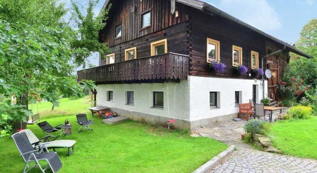 Ferienhaus in Bayern mit Waldblick