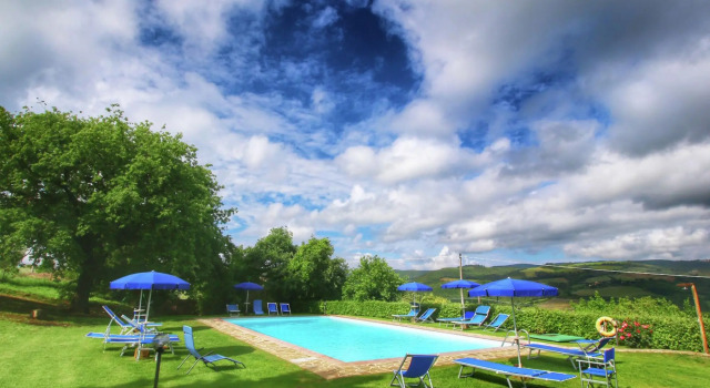 Farmhouse with pool, views, Забронировать Дом для отпуска Виллы Валь д’Орча, Вилла