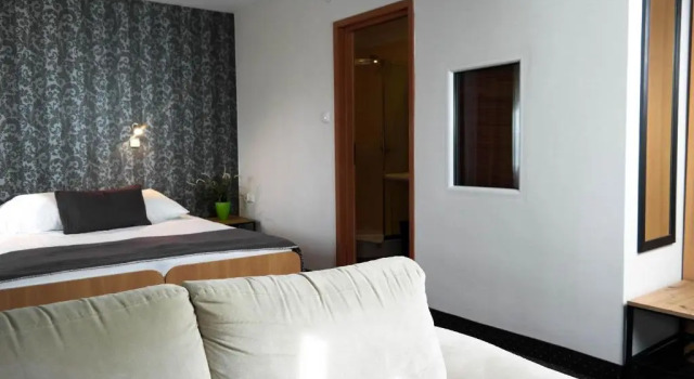 Люкс Hotel George