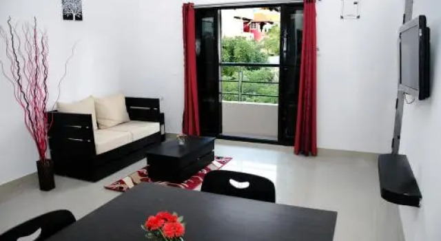 Varsha Enclave Novelty House, Rezervovat Rekreační dům Hotely v Bangalore s parkováním, Parkování