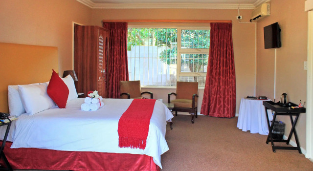 Номер Standard с видом на воду Durban Manor Guest House