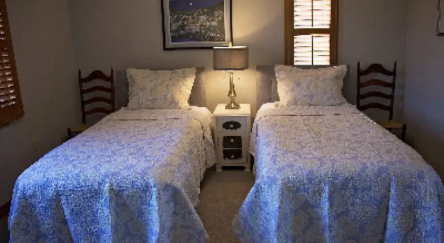 River Bluff Farm Bed & Breakfast, Book Landbrugsophold Gårdophold i Virginia, Landbrugsophold