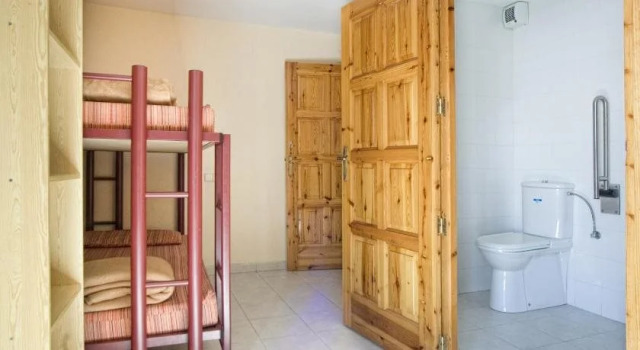 Alberg Anna Maria Janer, Забронировать Отель Льивия Baixa Cerdanya