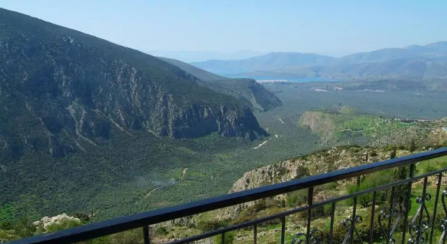 Двухместный номер Standard с балконом и с видом на море Acropole Delphi City Hotel