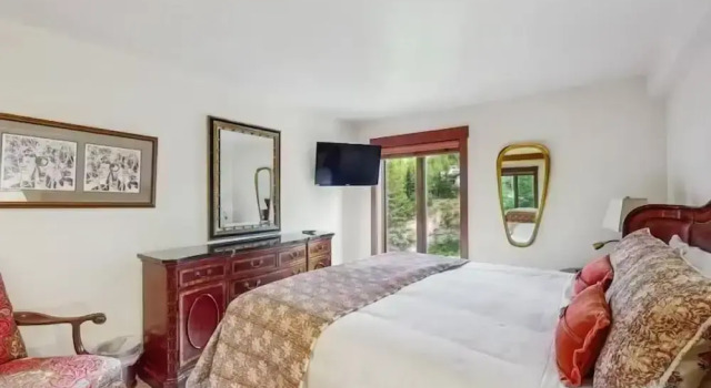Номер Standard Luxury Ski In, Ski Out 1 Bedroom Mountain Residence In The Heart Of Lionshead Village With Heated Slope Side Pool And Hot Tub