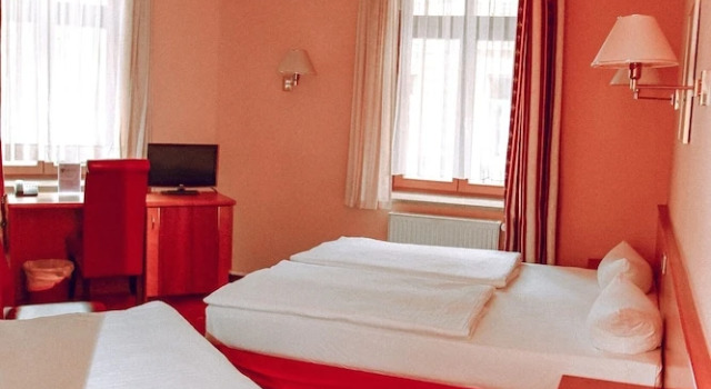 Трёхместный номер Standard Hotel Merseburger Hof
