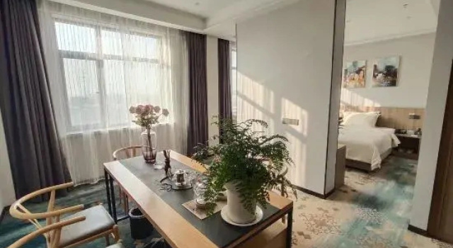 Люкс Deluxe с 2 комнатами Bintan Beach Resort Hotel