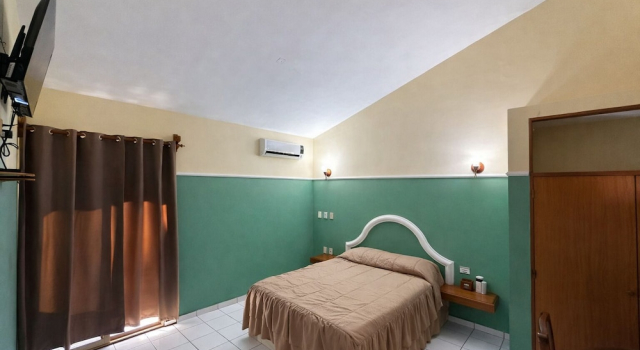 Полулюкс Blue Pacific Suites