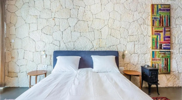 Luxurious Villa in Krk With Pool, Varaa Villa Hotellit Kvarner Islands uima-altaalla, Uima-allas